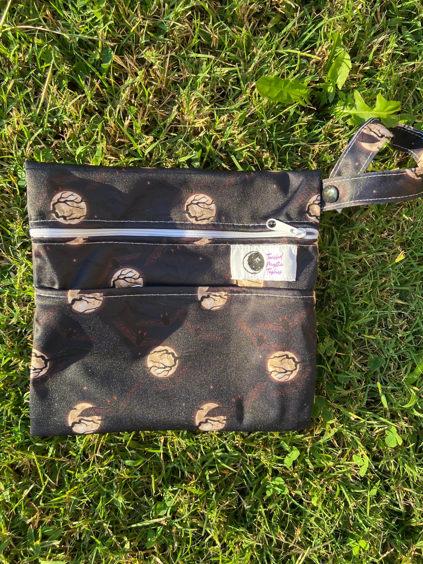 Oh Bats! Mini Wet Bag *Dark printing*