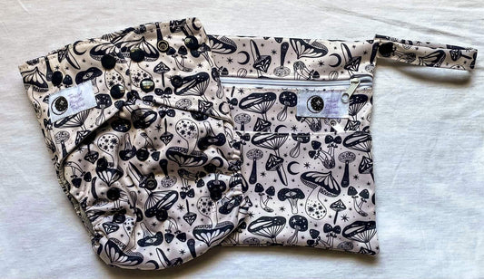 Moon Mushies Mini Wetbag *seconds quality*